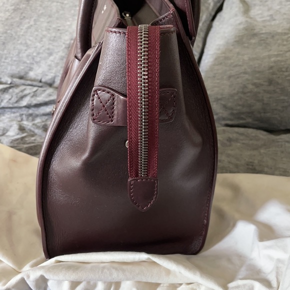 Celine Luggage Tote - RARE COLOR - Picture 4 of 9